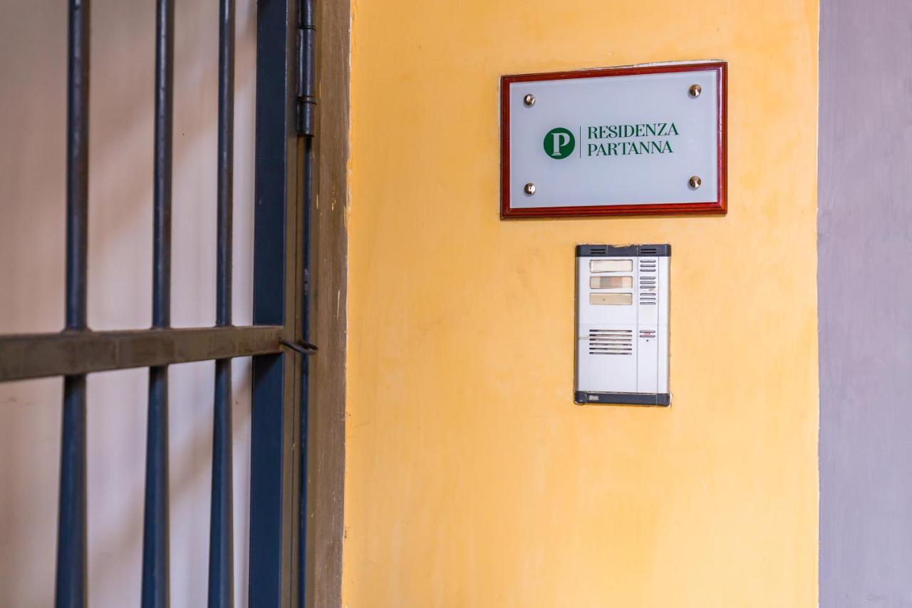 Residenza Partanna By Napoliapartments Exterior photo