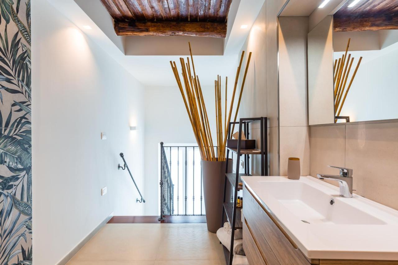 Residenza Partanna By Napoliapartments Exterior photo